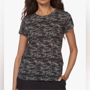 Rag & Bone Women's Grey Multi All Over Camo Cotton Short Sleeve Tee TShirt small
